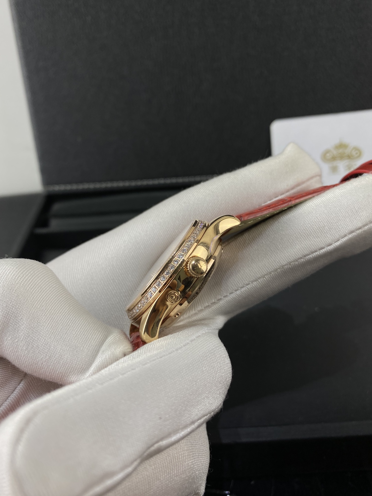 Cartier 皇家 积家月相女款大师系列腕表