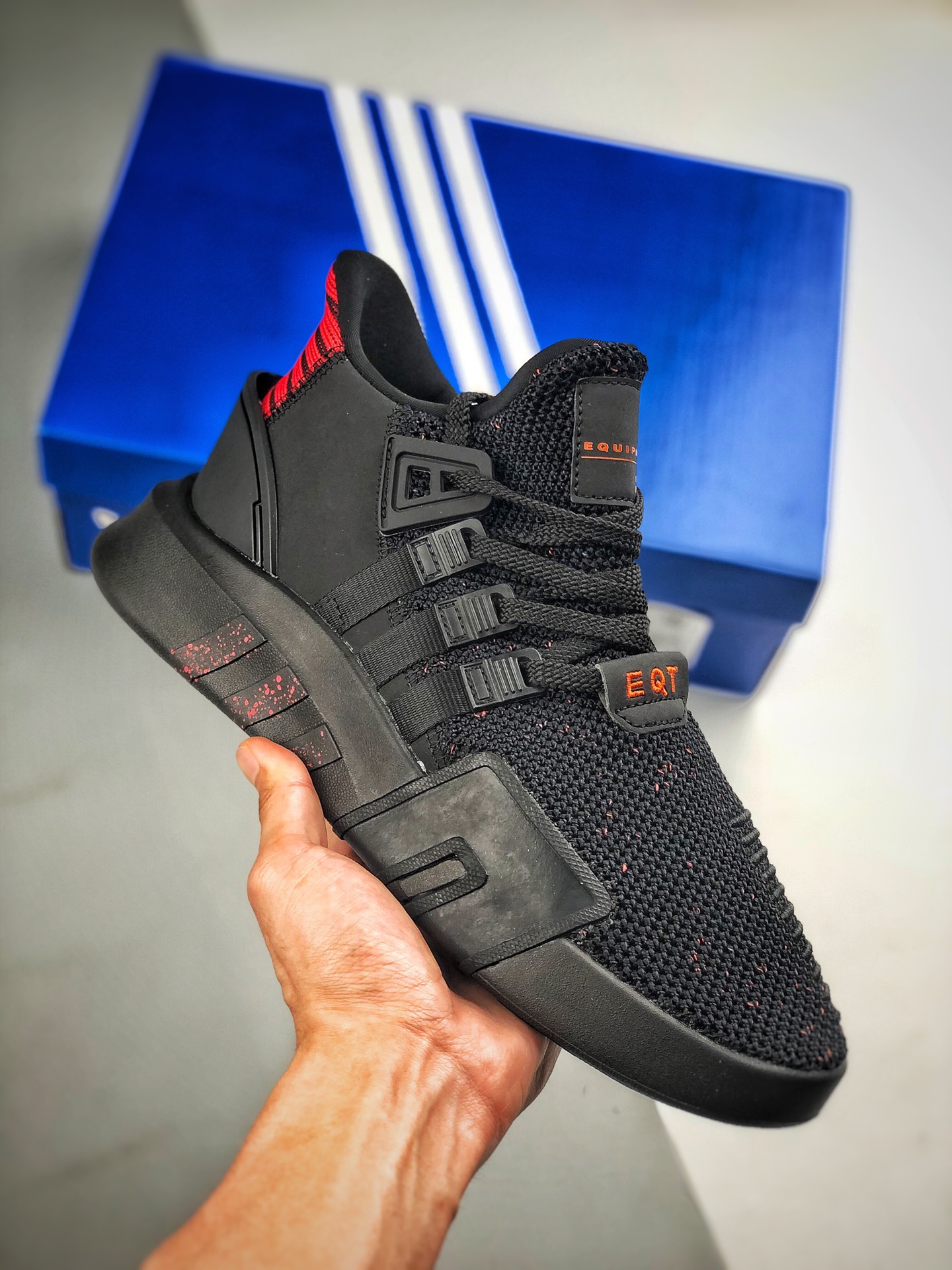 190 原装公司级 正品代购指定版本  Adidas EQT Bask ADV 黑红泼墨  货号：BD7797