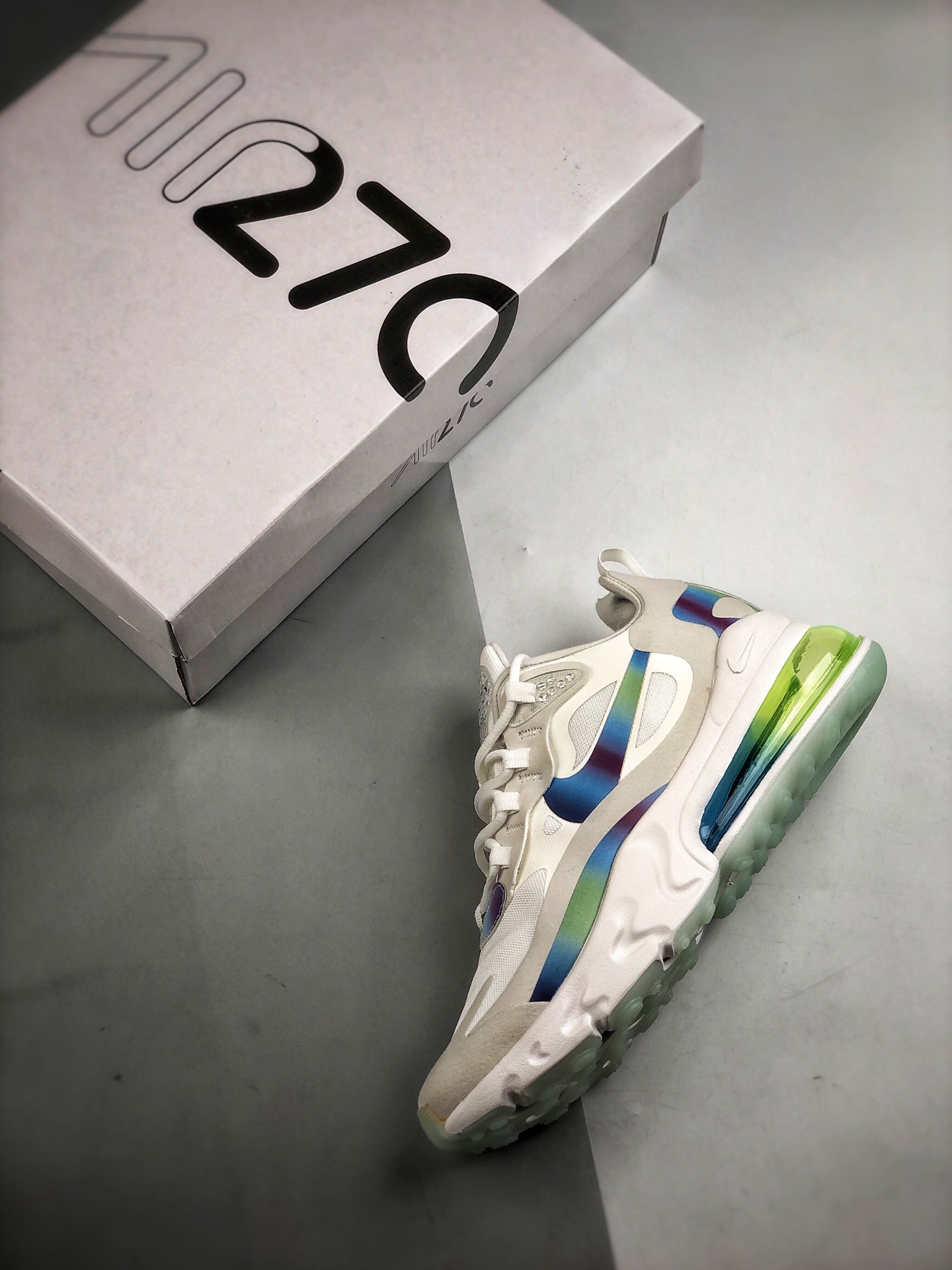 190 Air Max 270 React 渐变蓝 瑞亚赛车系列 19SS