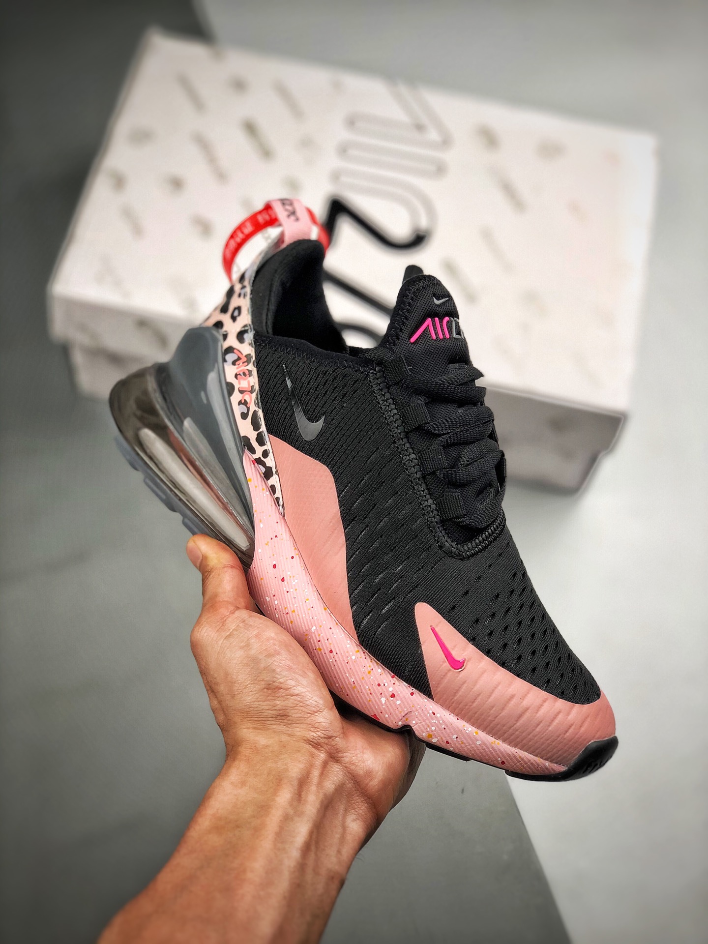 200 AirMax 270 黑粉花卉   原盒原标专柜一致 外围实体充正操作案例 AH8050-012