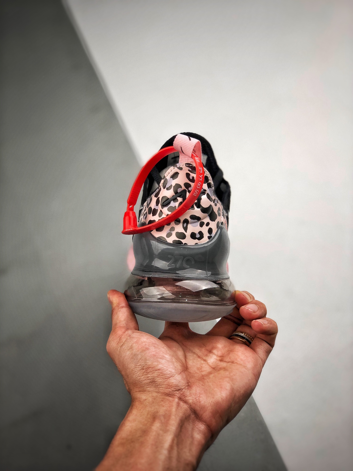 200 AirMax 270 黑粉花卉   原盒原标专柜一致 外围实体充正操作案例 AH8050-012