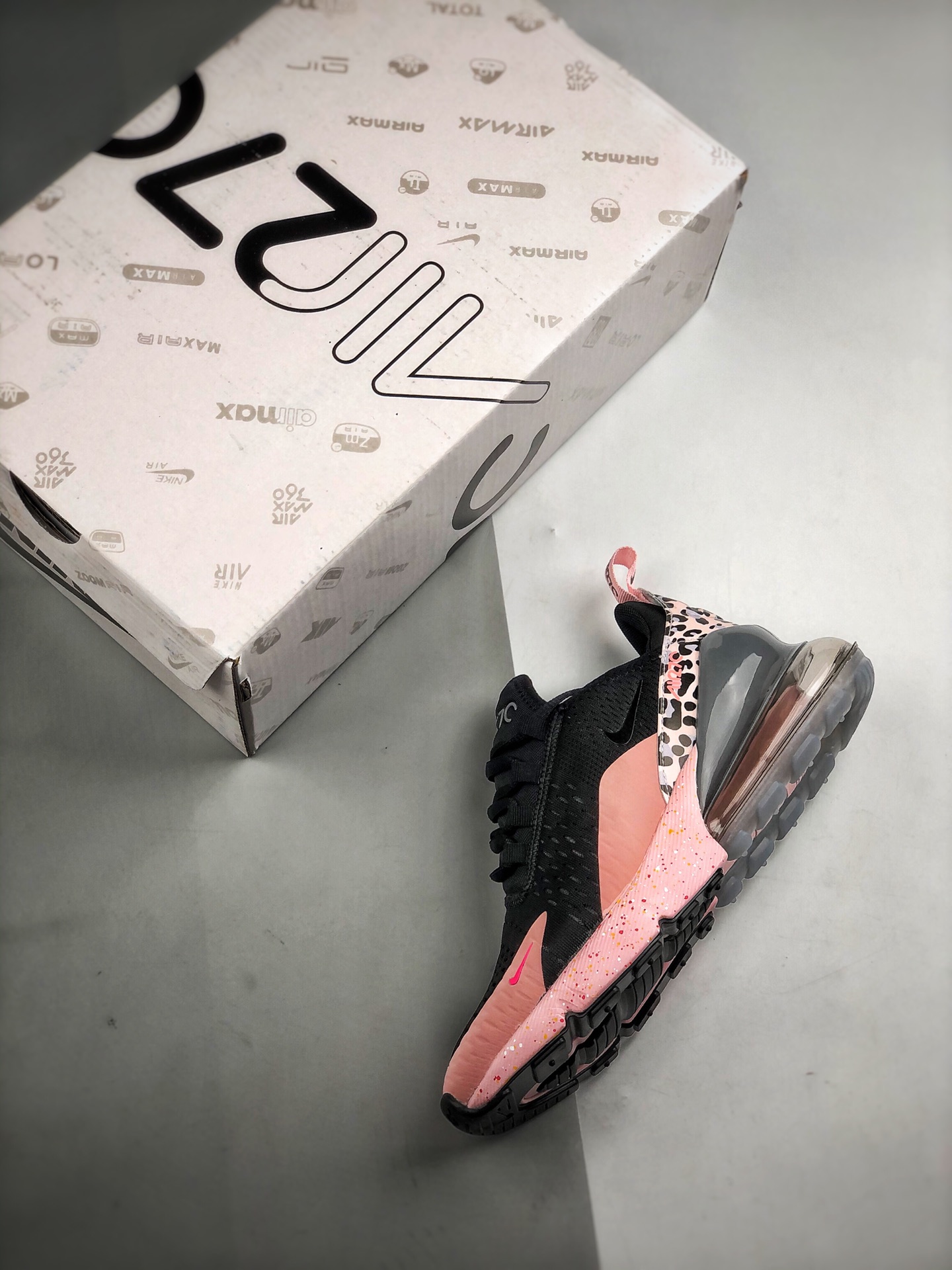200 AirMax 270 黑粉花卉   原盒原标专柜一致 外围实体充正操作案例 AH8050-012