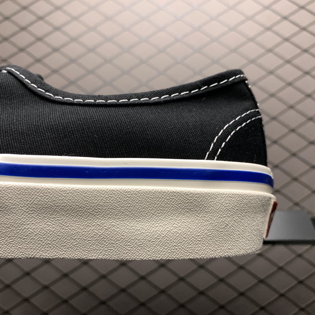 150 Vans 万斯 Authentic 44 DX 经典低帮硫化休闲板鞋