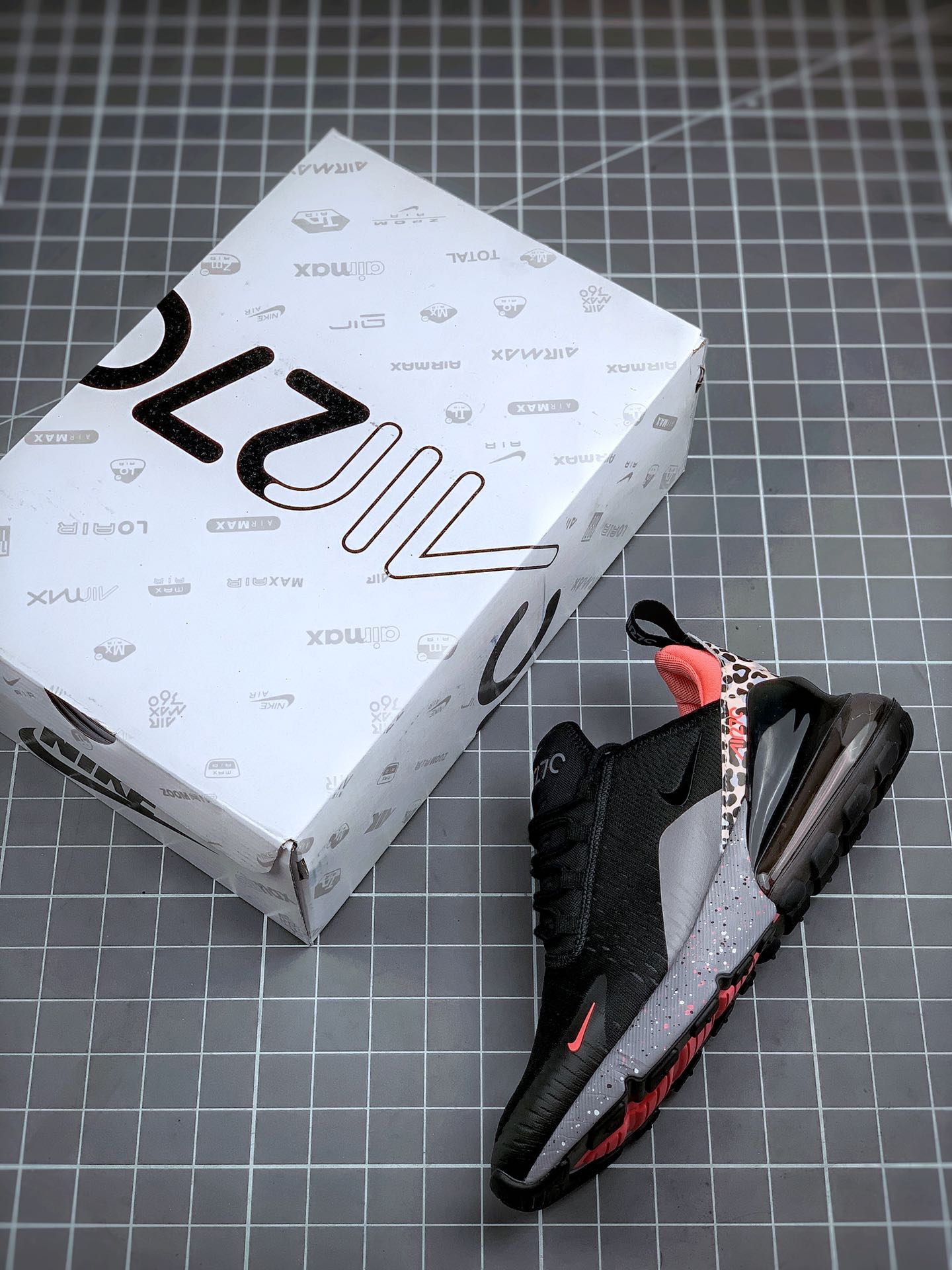 200 Air Max 270 黑粉豹纹 官网强力操作主推 货号：AH8050-015