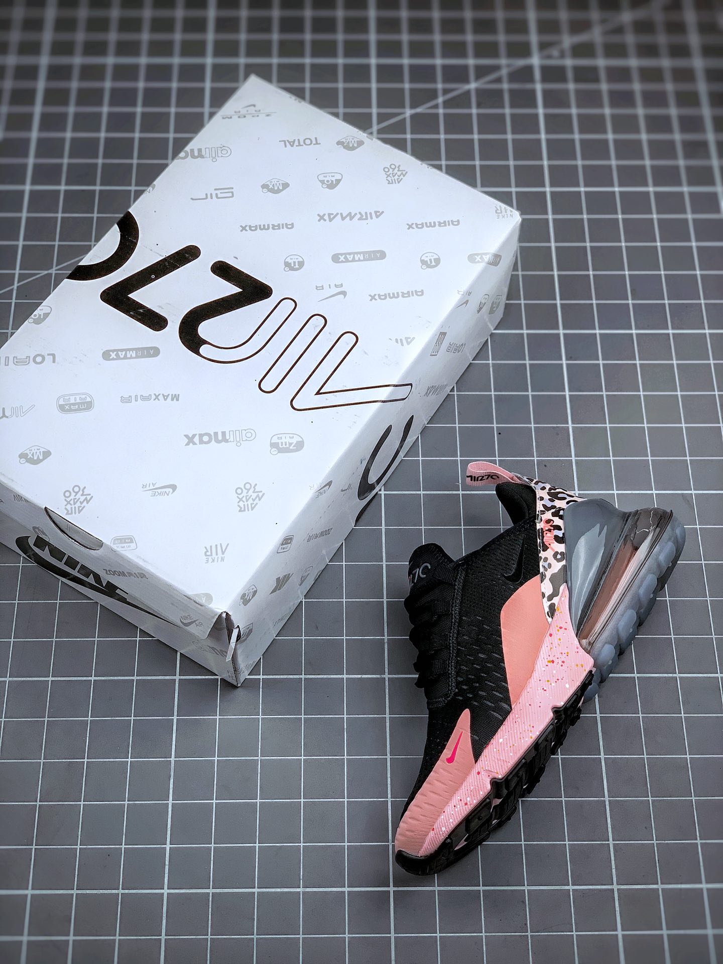 200 Air Max 270 黑粉豹纹 官网强力操作主推  货号：AH8050-008