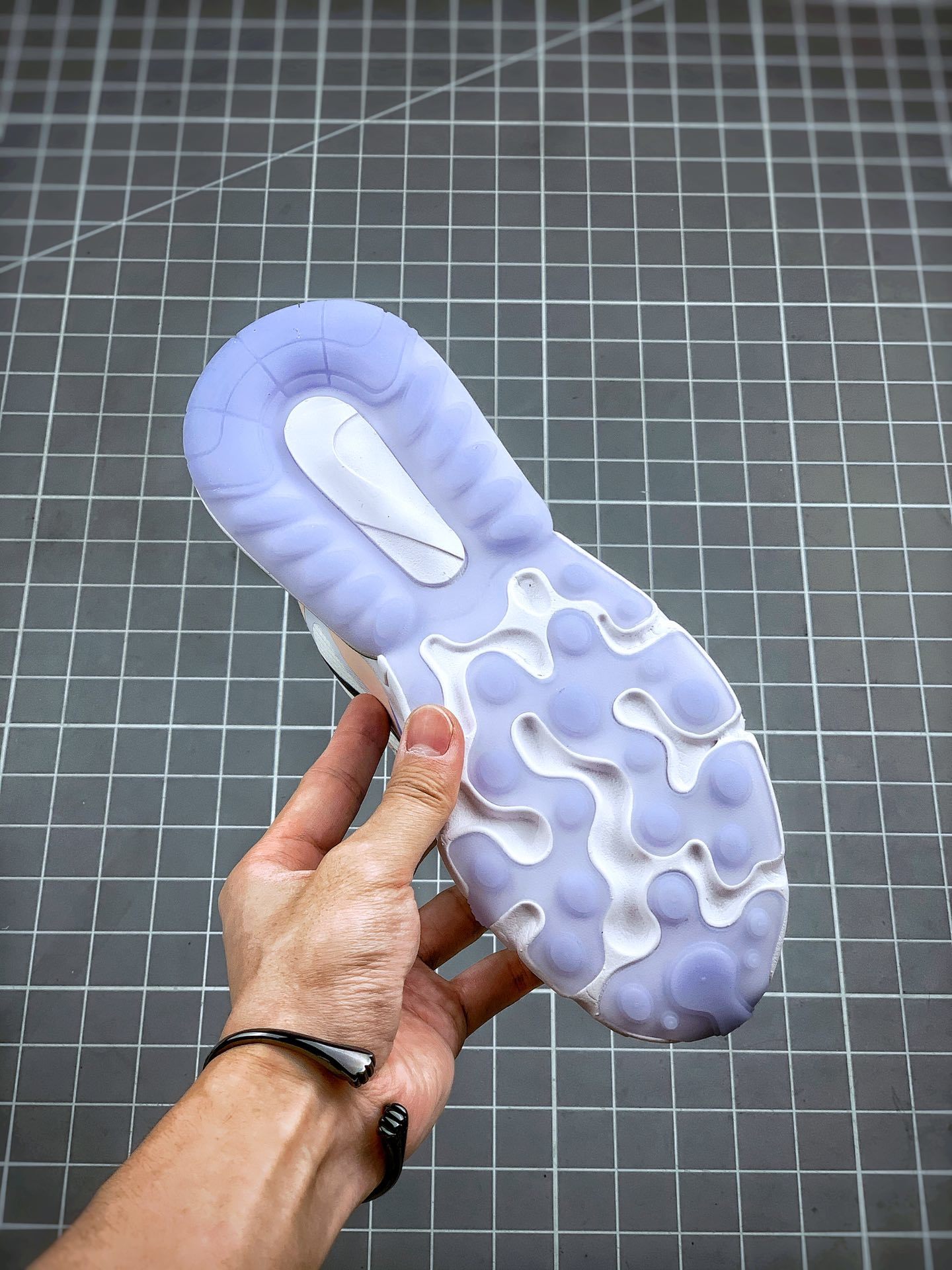 210 Air Max 270 React 全新限定款配色 马卡龙奶油冰激凌 清爽一夏特显白货号:CU4768-100-莆田鞋,莆田鞋货源,高仿鞋,高仿鞋货源,安福档口,莆田高仿鞋,莆田鞋批发,高仿鞋批发,莆田高仿运动鞋,高仿运动鞋,莆田运动鞋 210 Air Max 270 React 全新限定款配色 马卡龙奶油冰激凌 清爽一夏特显白货号:CU4768-100