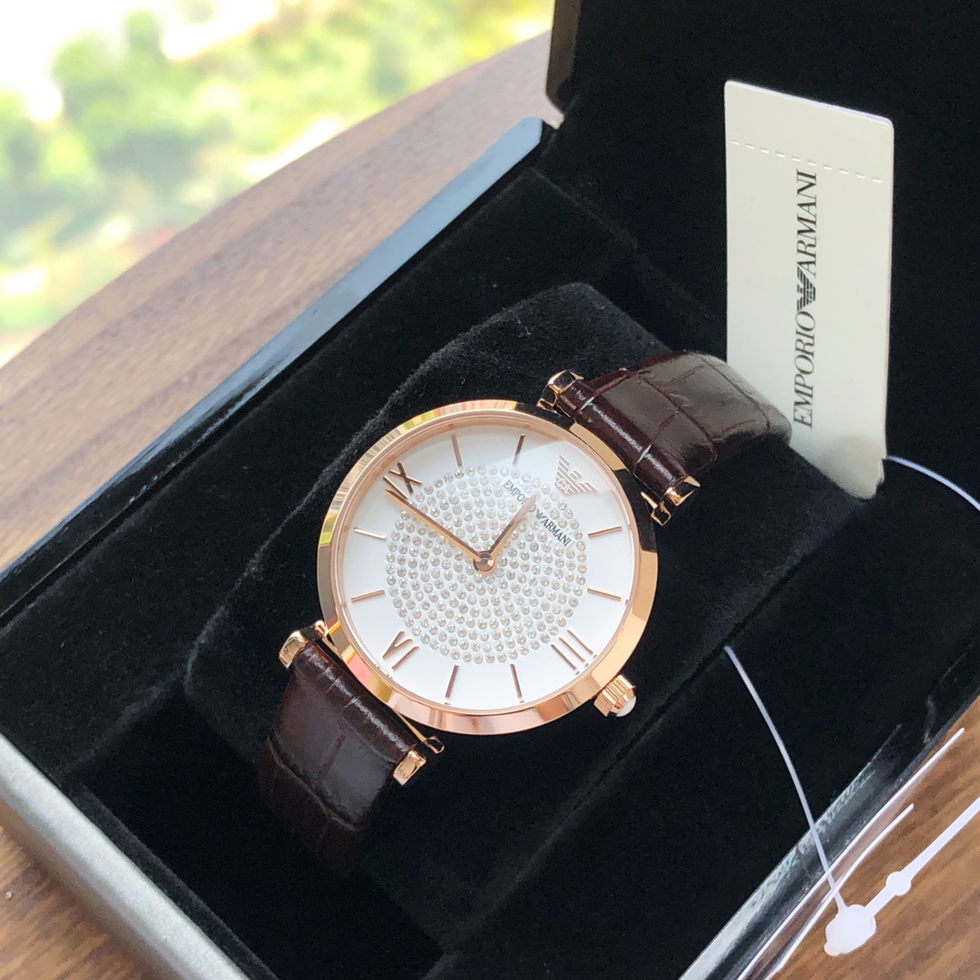 Armani ¡Reloj de cuarzo con cinturón Armani Gypsophila! Reloj modelo AR11269 reloj de cuarzo con correa de cuero ultraf…