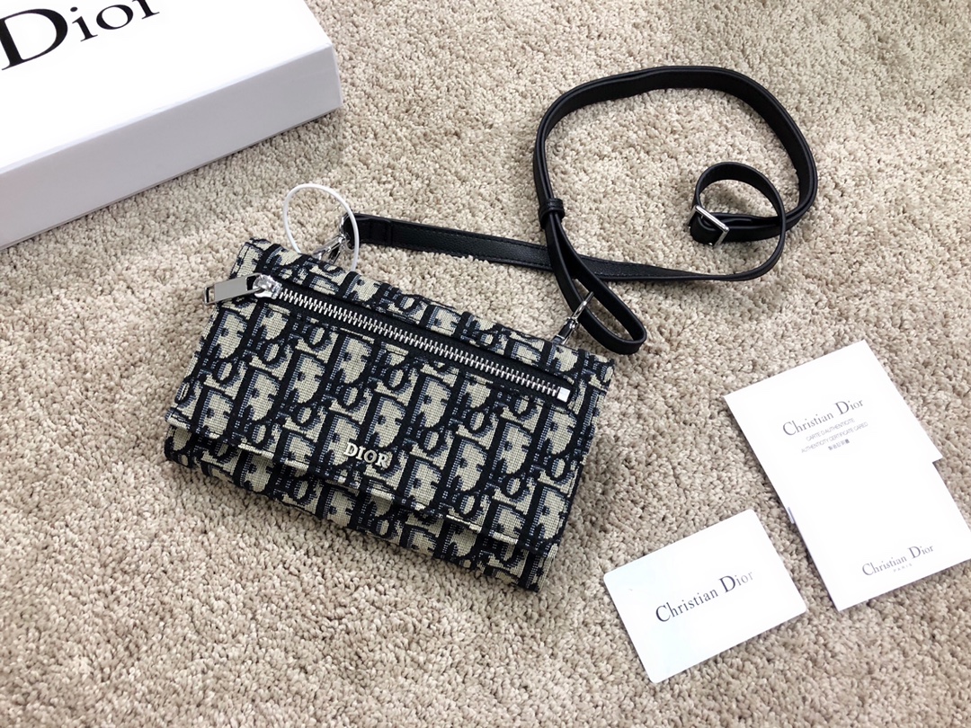 AUTHENTIC CHANEL CAVIAR SMALL BOSTON BAG VINTAGE EUC ORIGINAL PKG