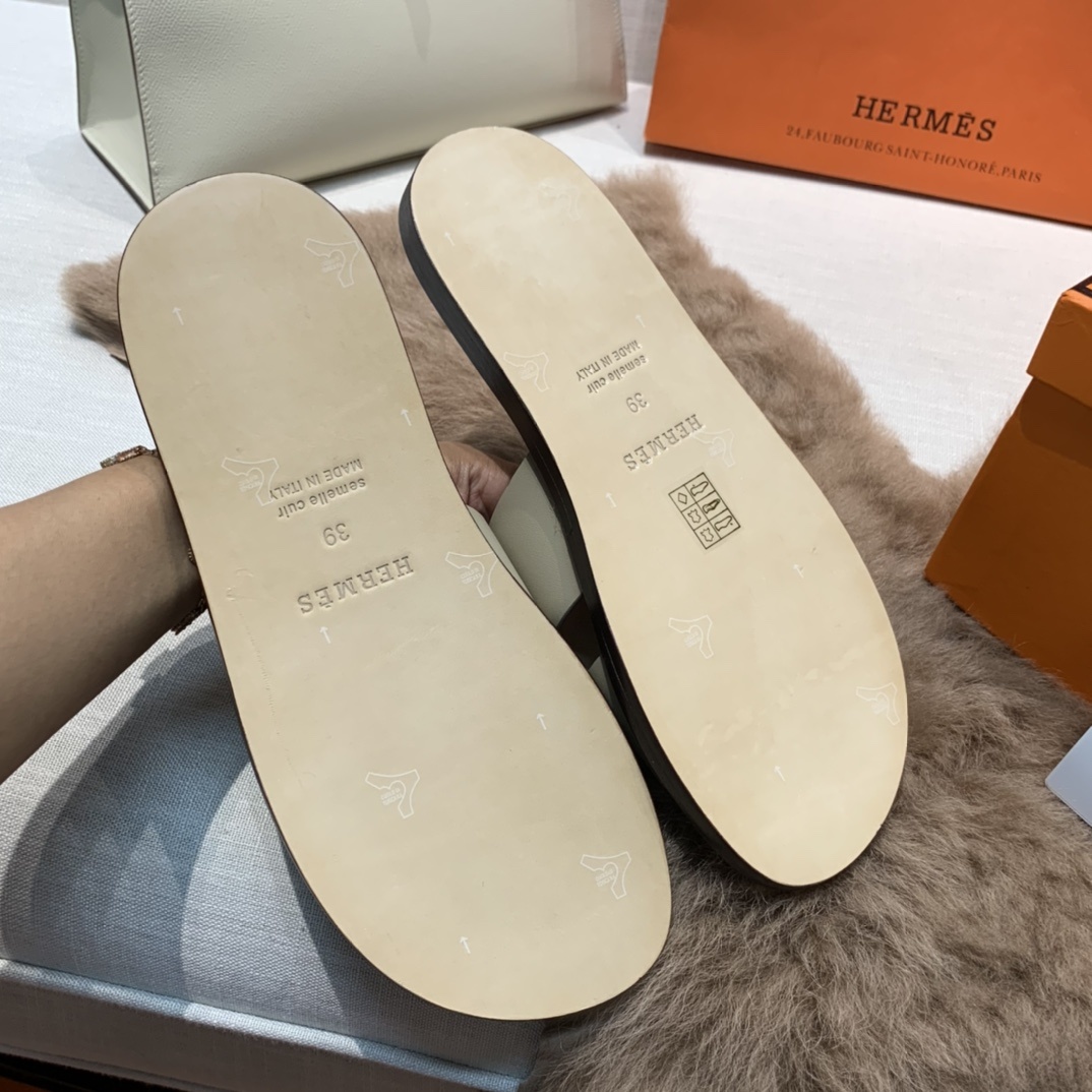 最新升级版swift皮男士潇洒H拖鞋