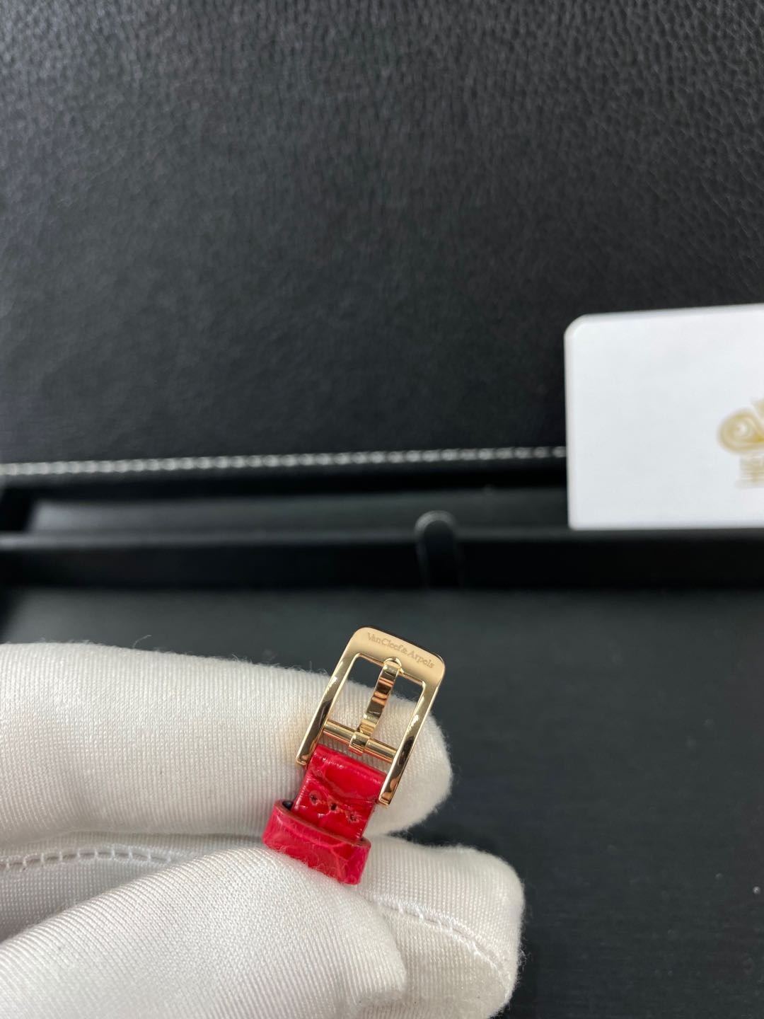 Van Cleef & Arpels 皇家 梵克雅宝四叶草女表系列