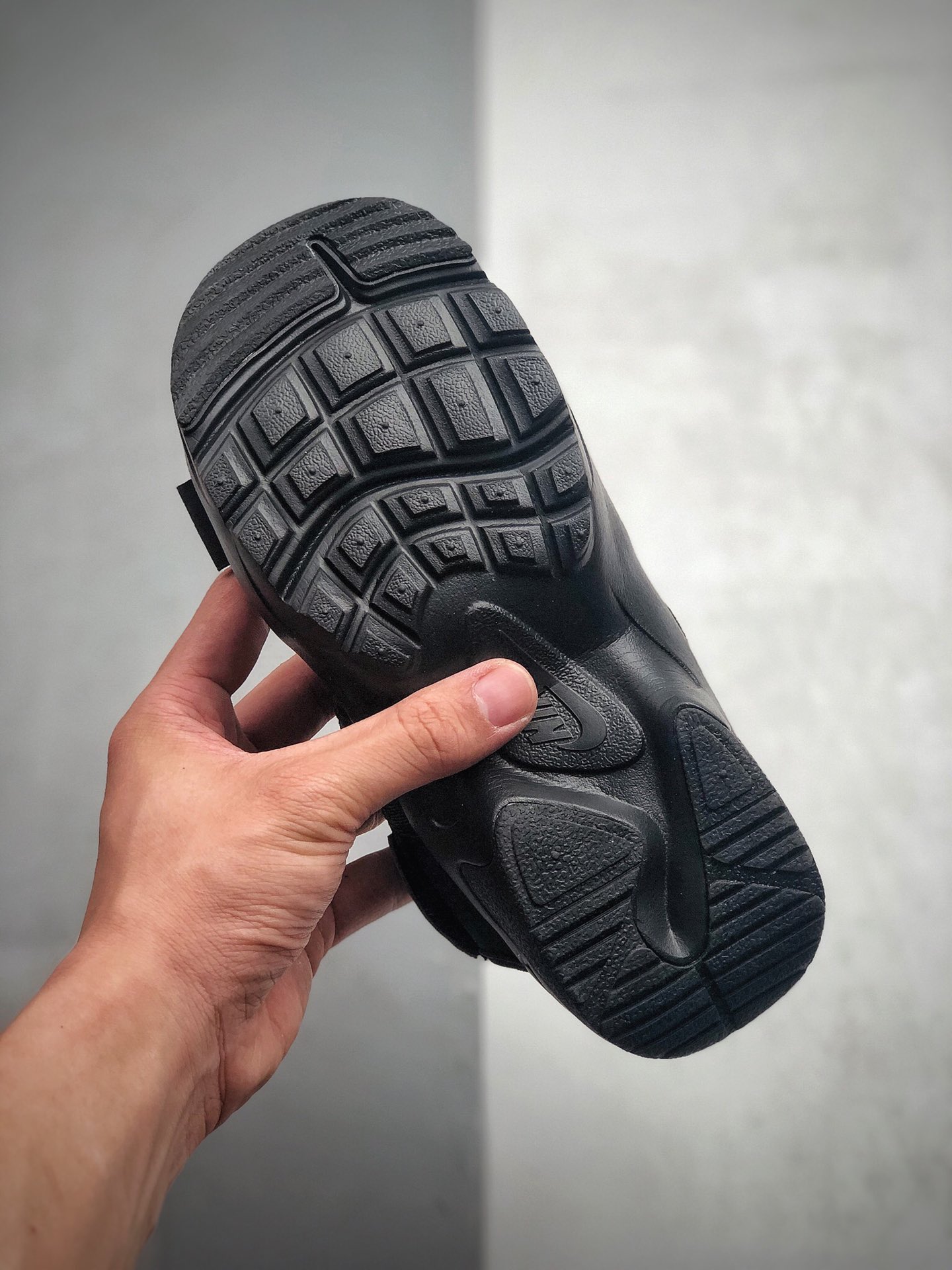 特价100 耐克 Nike Canyon Sandal 厚魔底术扣休闲时尚凉鞋 登山闲休运动凉鞋