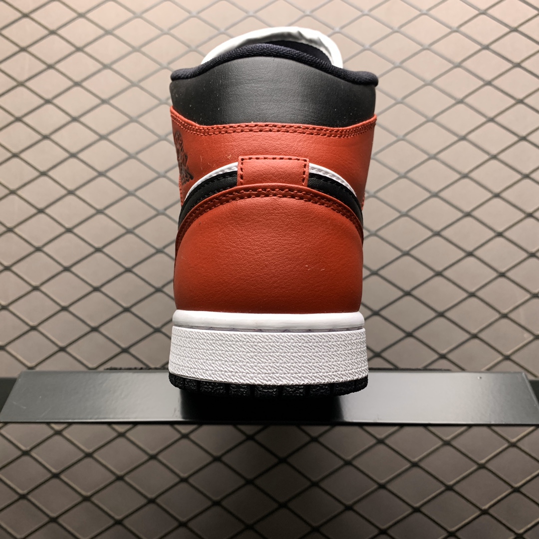 270 新版本 Air Jordan 1 Mid AJ1乔1中帮文化篮球鞋 554724-069 全新私人独立订单 优势供应