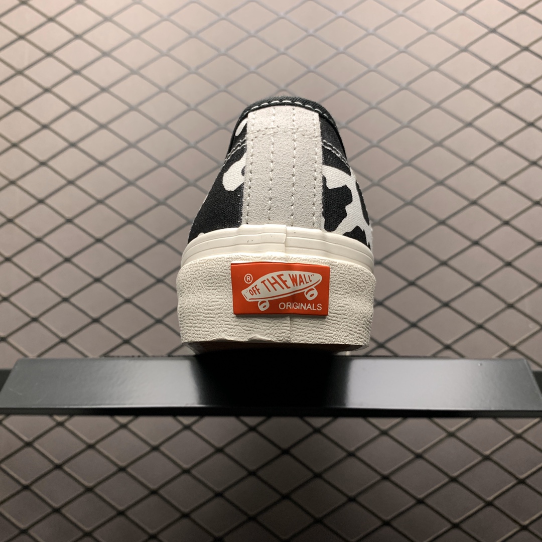 150 Vans 万斯 OG Authentic Lx 奶牛 印花经典低帮硫化休闲板鞋