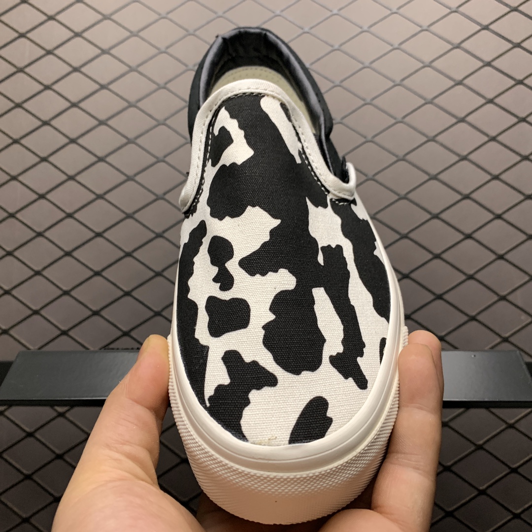 150 Vans 万斯 OG Slip-O 奶牛 印花经典低帮硫化懒人一脚蹬休闲板鞋