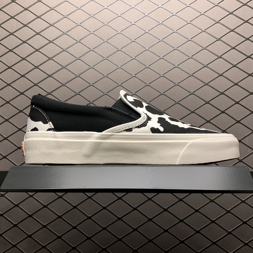 150 Vans 万斯 OG Slip-O 奶牛 印花经典低帮硫化懒人一脚蹬休闲板鞋