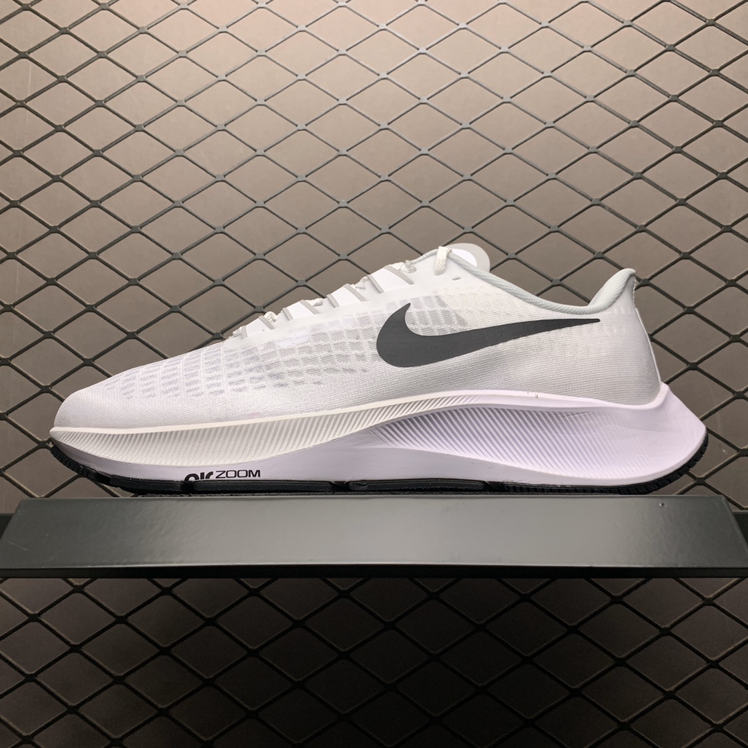 190 Nike Zoom Pegasus 37 登月37代 超轻网面透气跑步鞋 CJ0677-100