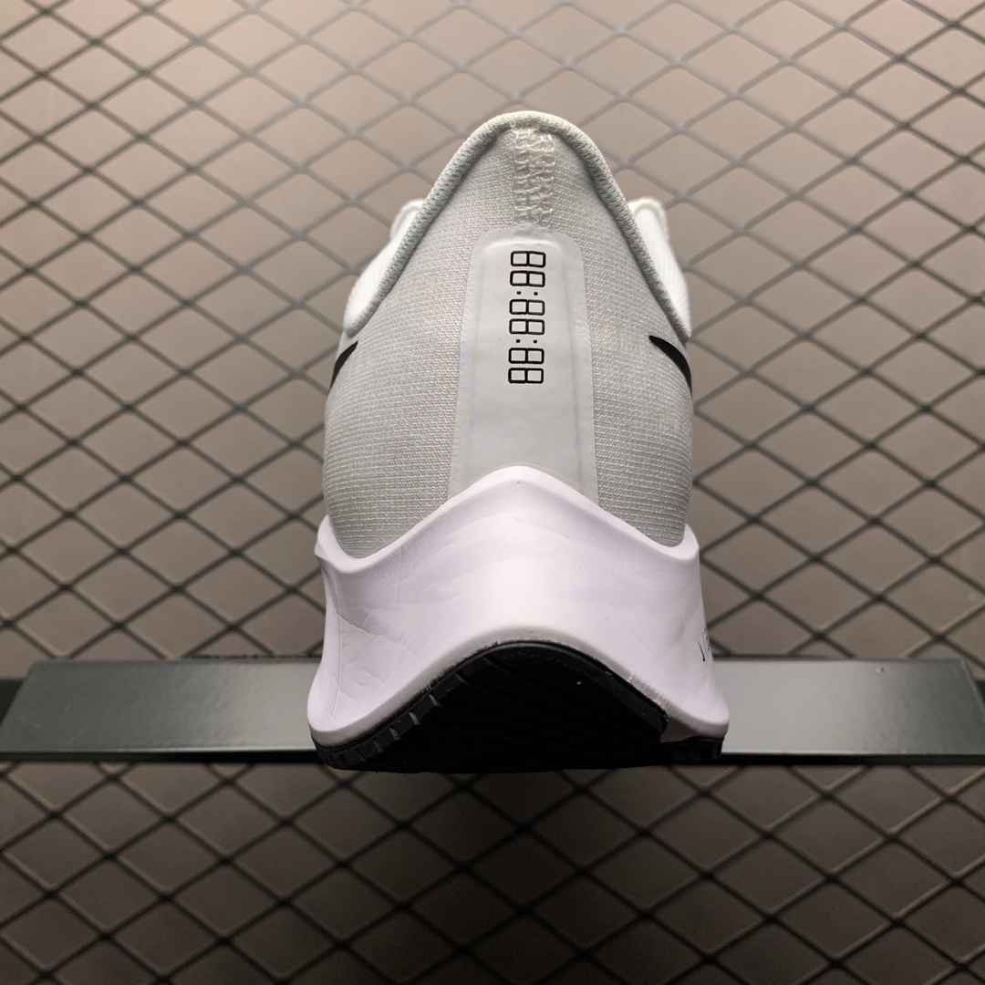 190 Nike Zoom Pegasus 37 登月37代 超轻网面透气跑步鞋 CJ0677-100