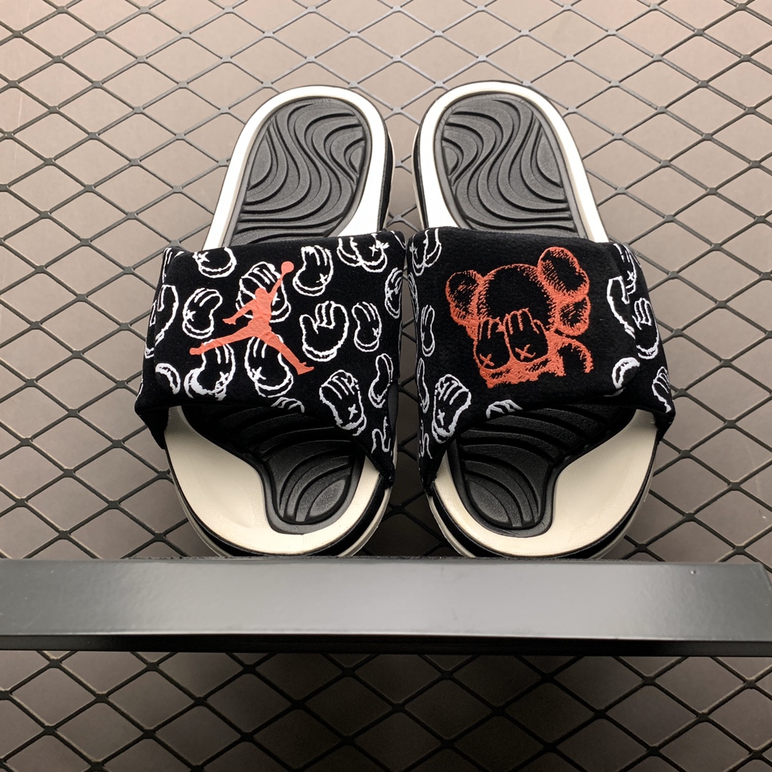 130 Kwas x Air Jordan Hydro J4 AJ拖鞋 乔丹联名 AJ拖鞋 930155-011