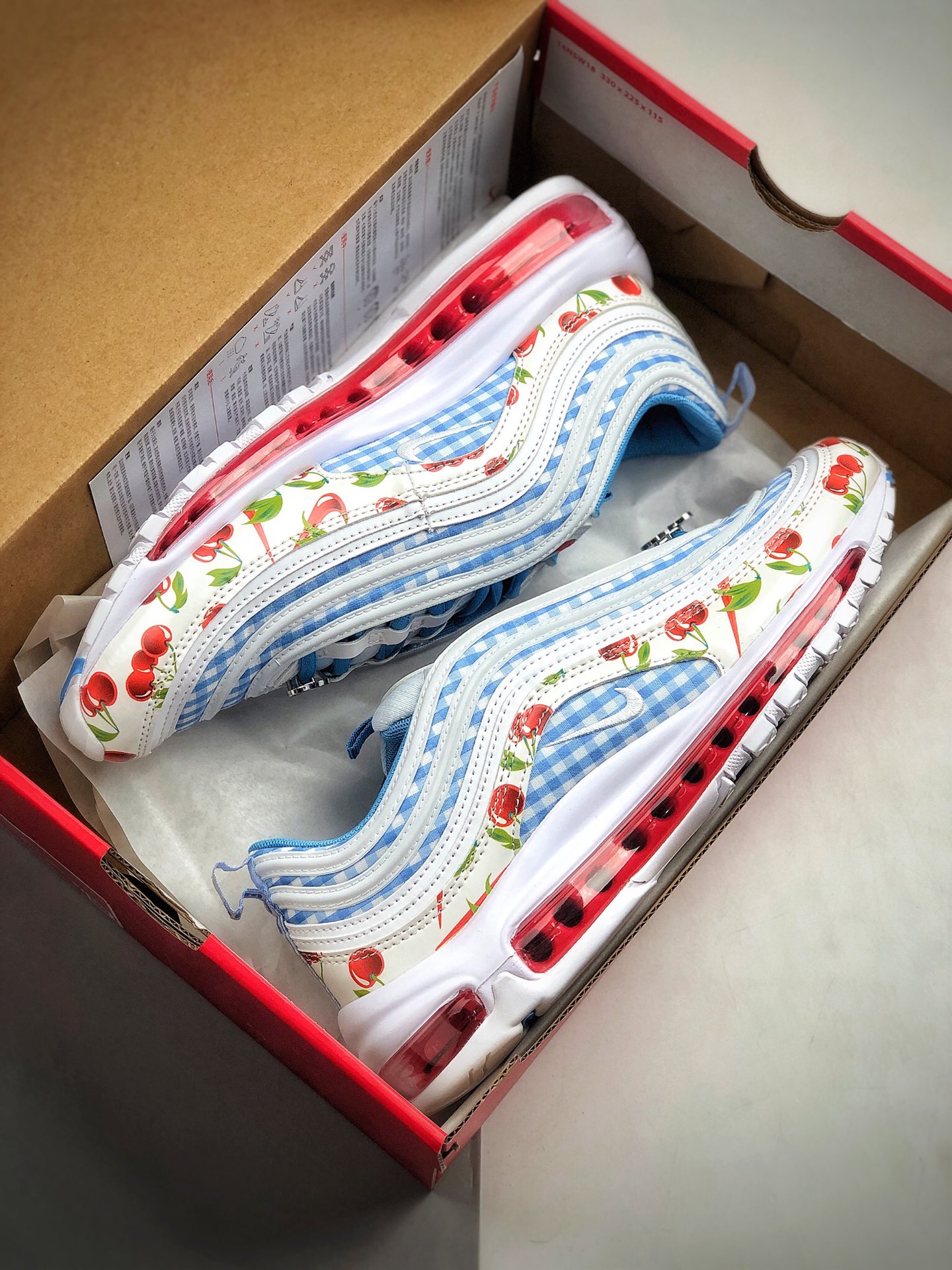 250 公司级 耐克Nike Air Max 97气垫跑步鞋 520樱桃红   货号：CW5806-100
