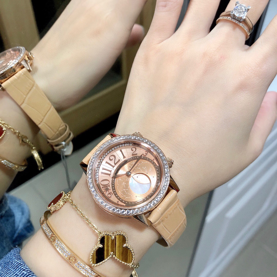 Cartier 积家Rendez-Vous Moon Serenity约会系列月相腕表