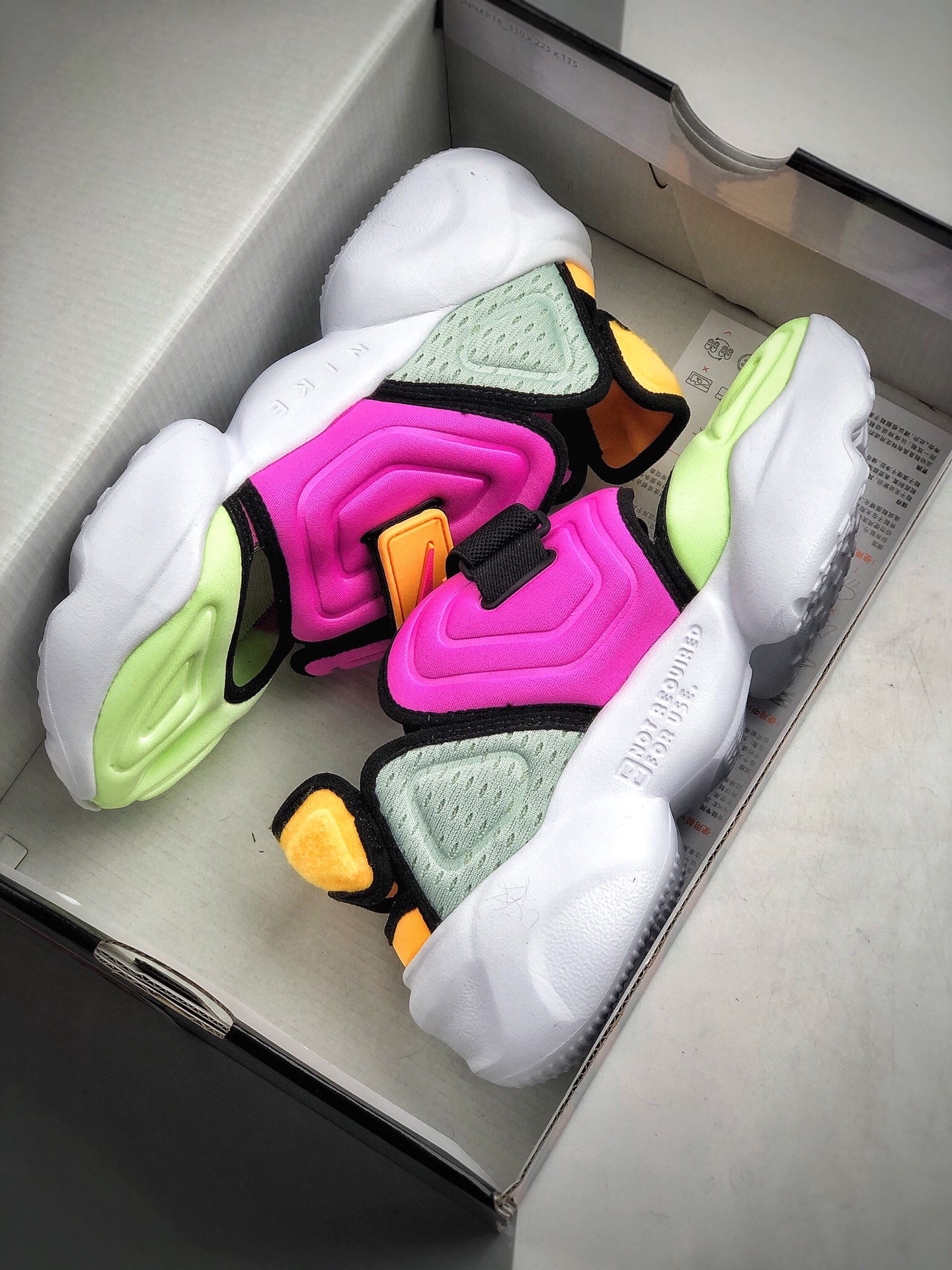 190 公司级 耐克 分趾鞋 二代 老爹鞋 粉绿灰色 Nike Aqua Rift “Summit White” 忍者分趾 网红老爹鞋 货号：CW7164 700