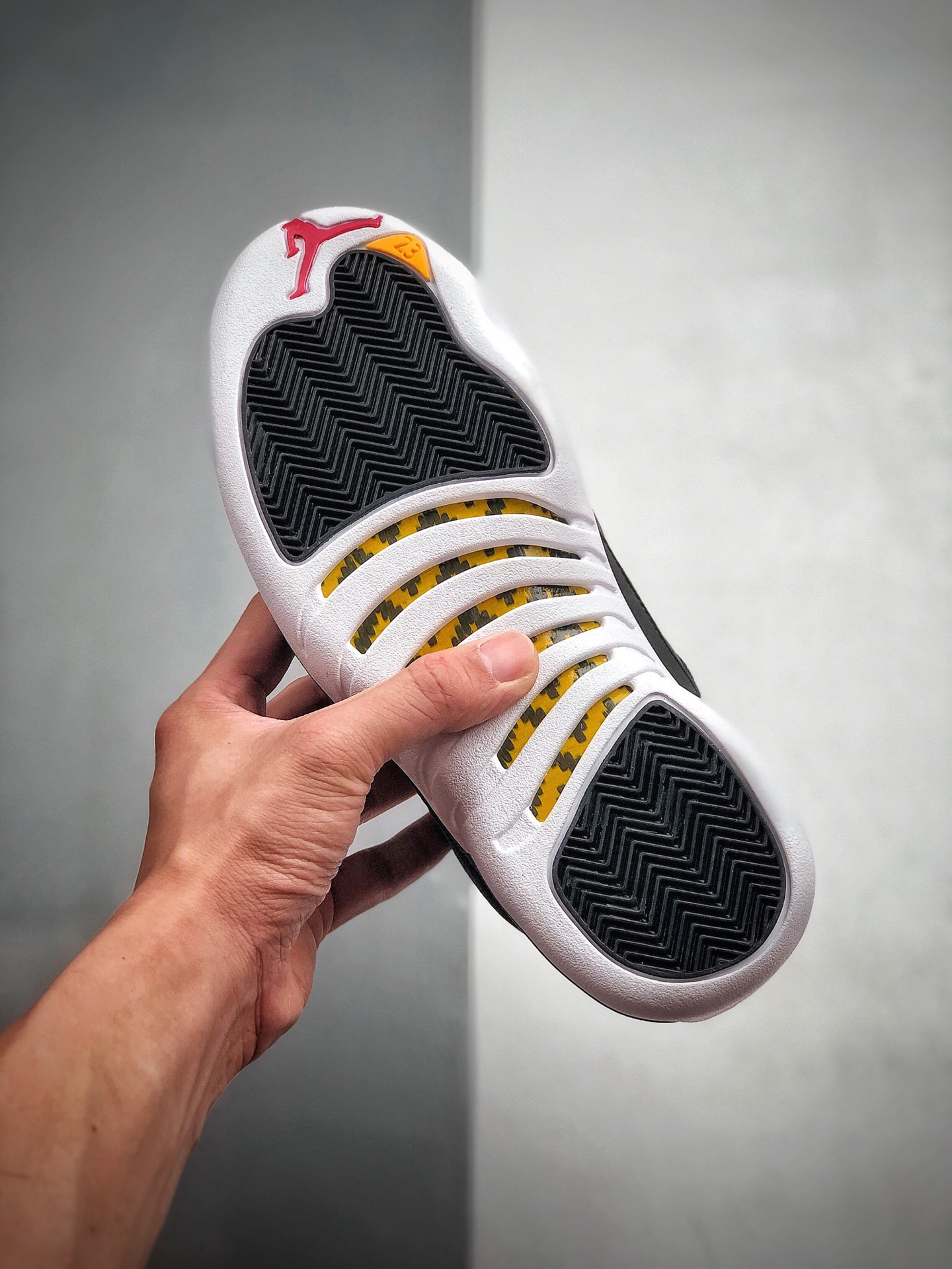 290 纯原 乔丹 AJ12 反转黑金扣色 公司级乔丹12代篮球鞋运动鞋Air Jordan 12 Retro Reverse Taxi  货号：130690-017