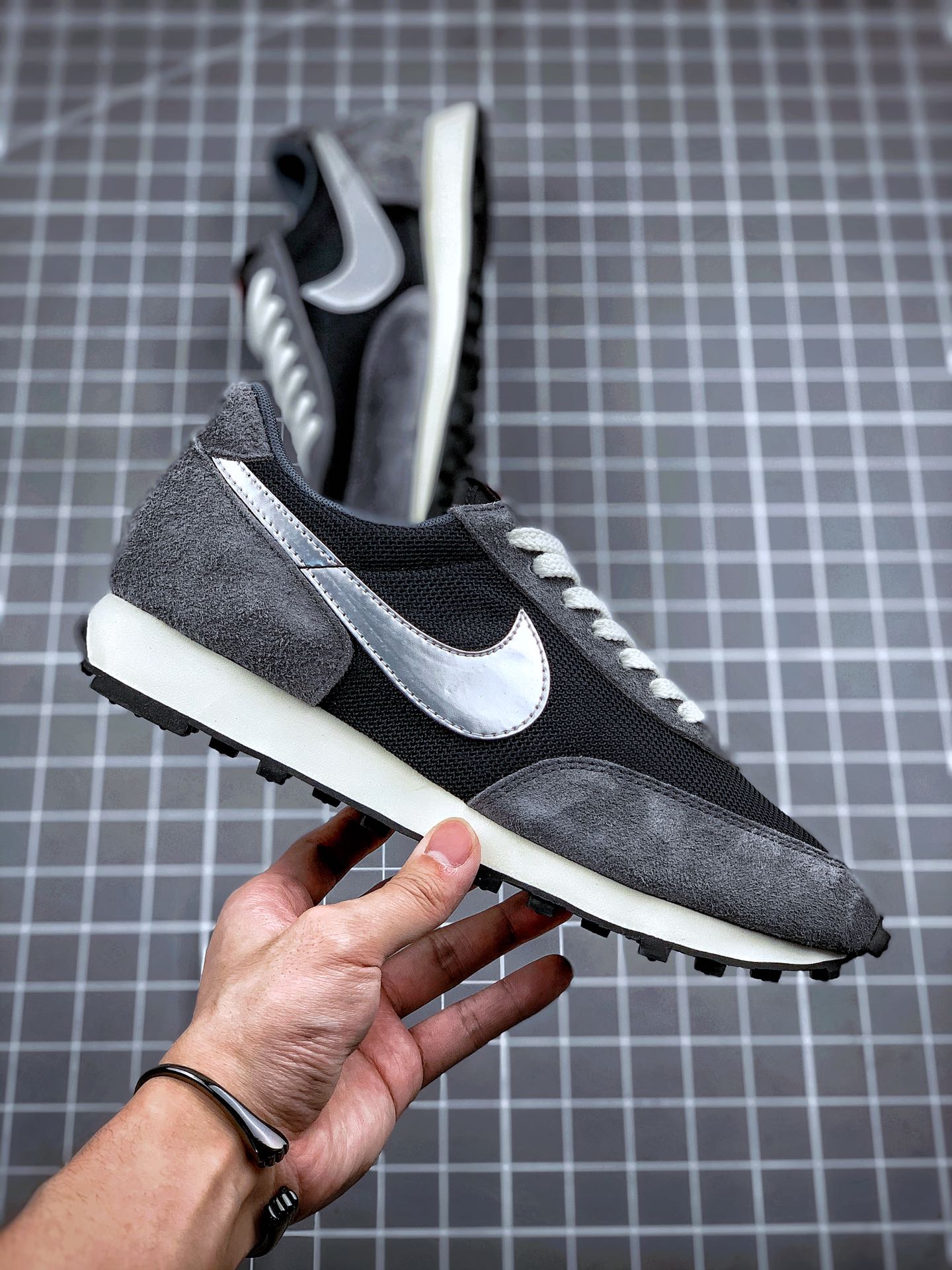 190 Nk Daybreak SP 灰银 破晓系列华夫复古休闲运动慢跑鞋