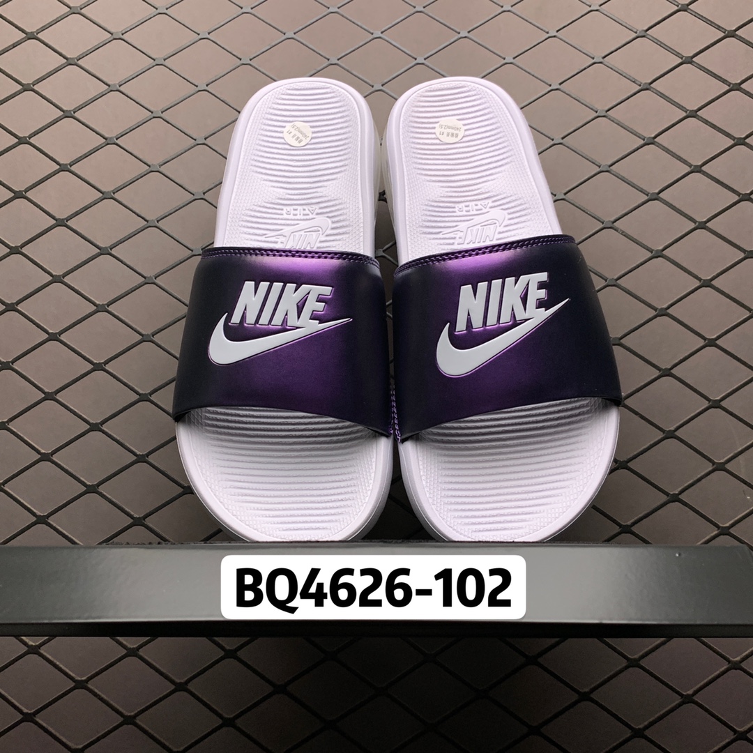 130 Nike Benassi Solarsoft 夏季沙滩 半掌气垫拖鞋 BQ4626-102 电光紫