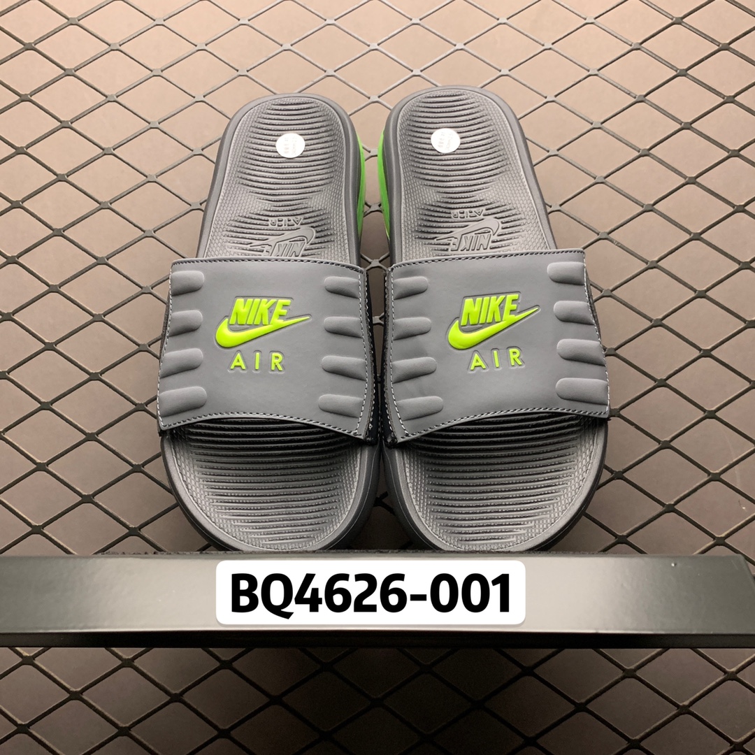 130 Nike Benassi Solarsoft 夏季沙滩 半掌气垫拖鞋 BQ4626-001
