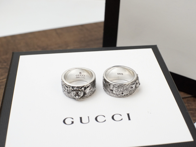 Gucci虎頭デザインリング - 双Gロゴ付き男女兼用