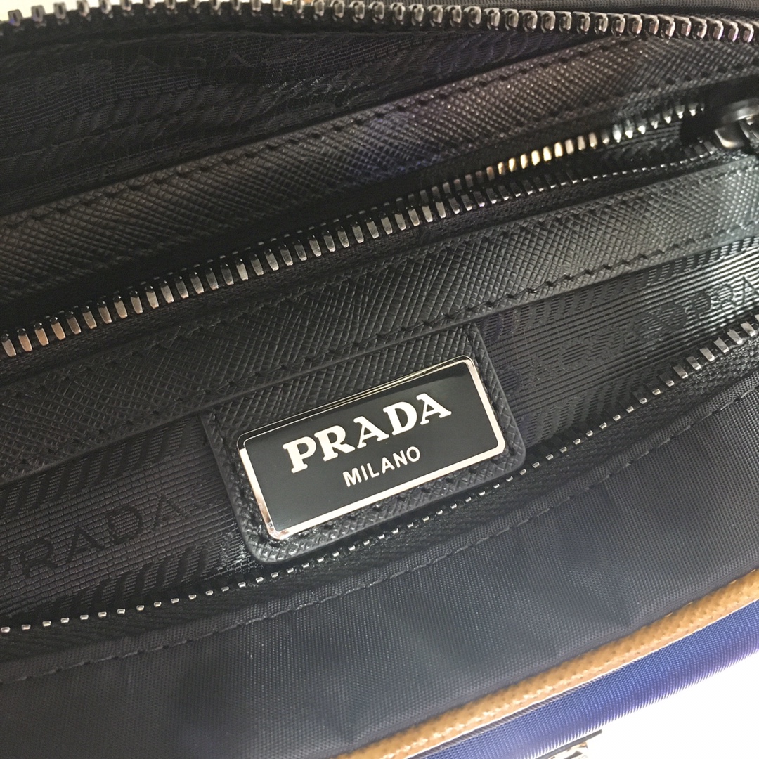 PRADA普拉达进口尼龙材质肩背包2VH074