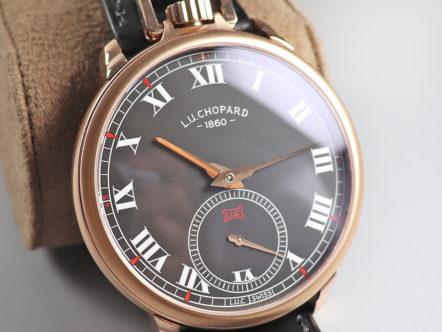 高仿LUC出品集腕表与怀表一体的L.U.C系列161923-1001腕表实拍图片