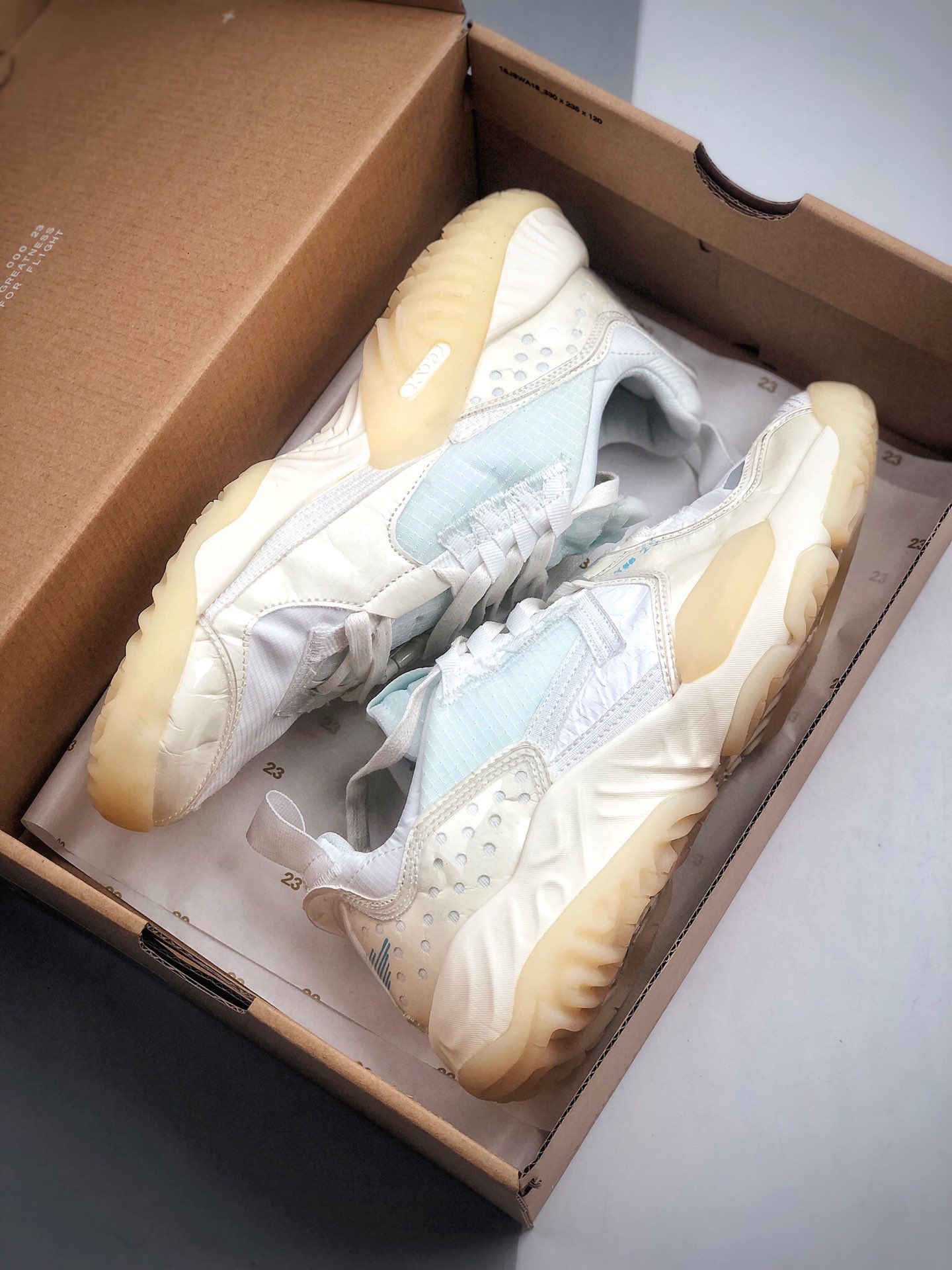 210 Jordan Delta React SP 乔丹代尔塔亚瑞泡棉系列 货号：CW0782-141