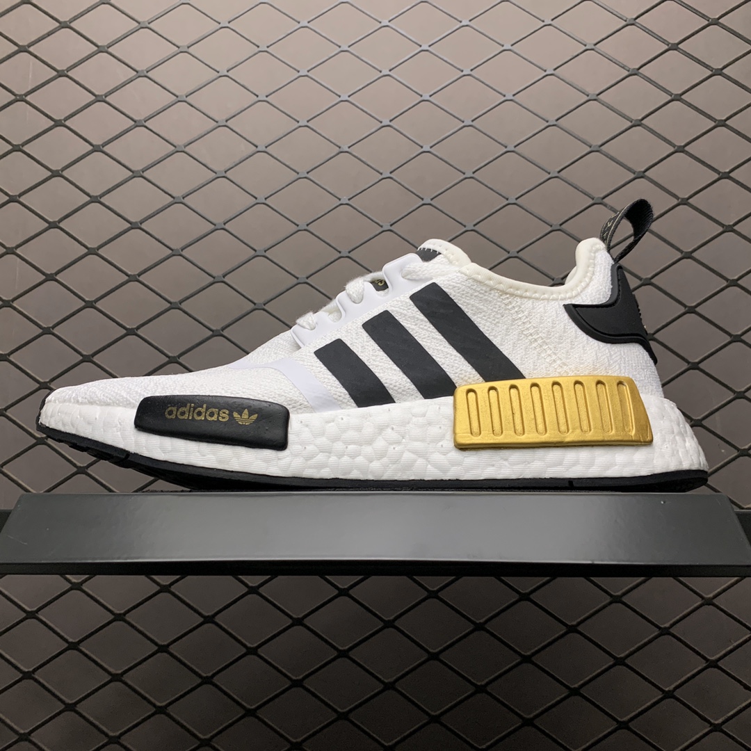210 Adidas 阿迪达斯 NMD Boost 爆米花超弹中底 EG5662 针织网面休闲跑步鞋