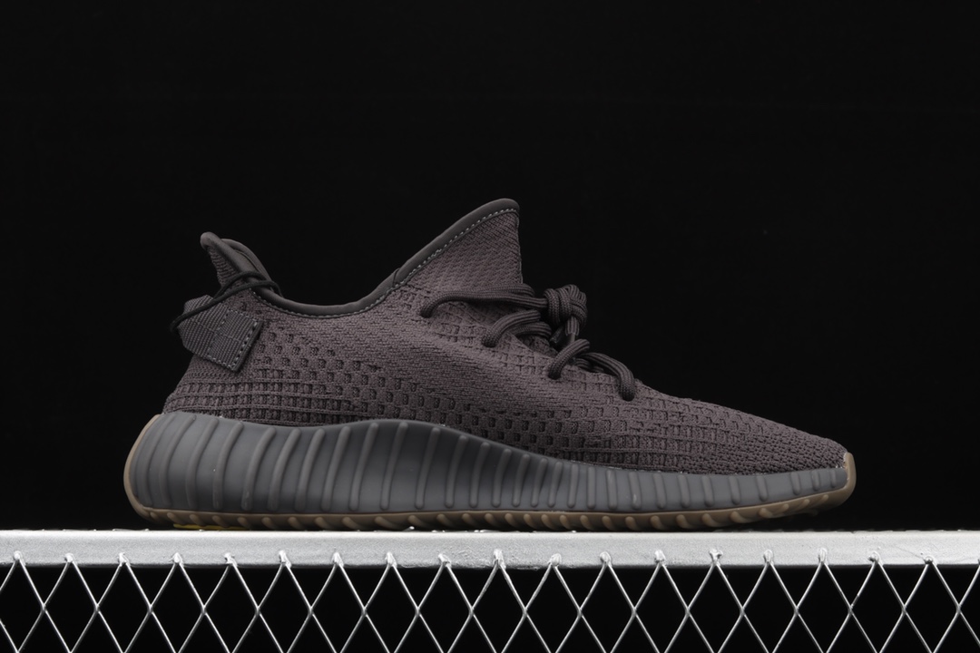 特价外贸版本AdidasYeezyBoost350V2“Cinder”FY2903阿迪达斯椰子350二代