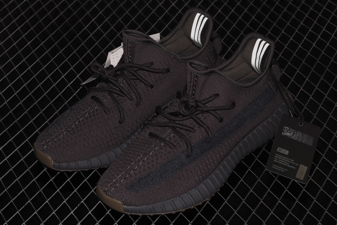 特价外贸版本AdidasYeezyBoost350V2“Cinder”FY2903阿迪达斯椰子350二代