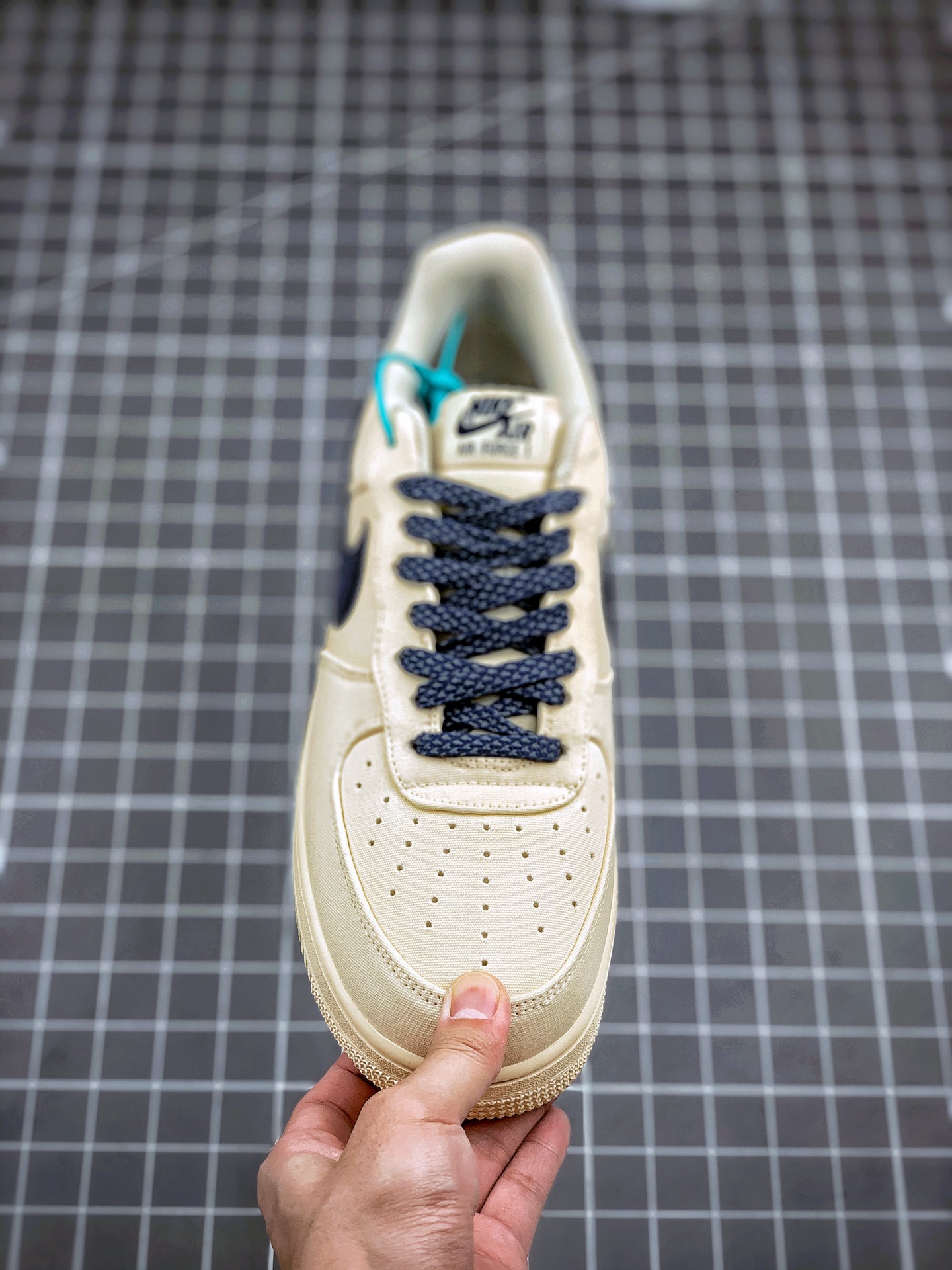 190 Air Force 1 '07 布面米黄满天星 货号：315122-109 高帮空军休闲板鞋