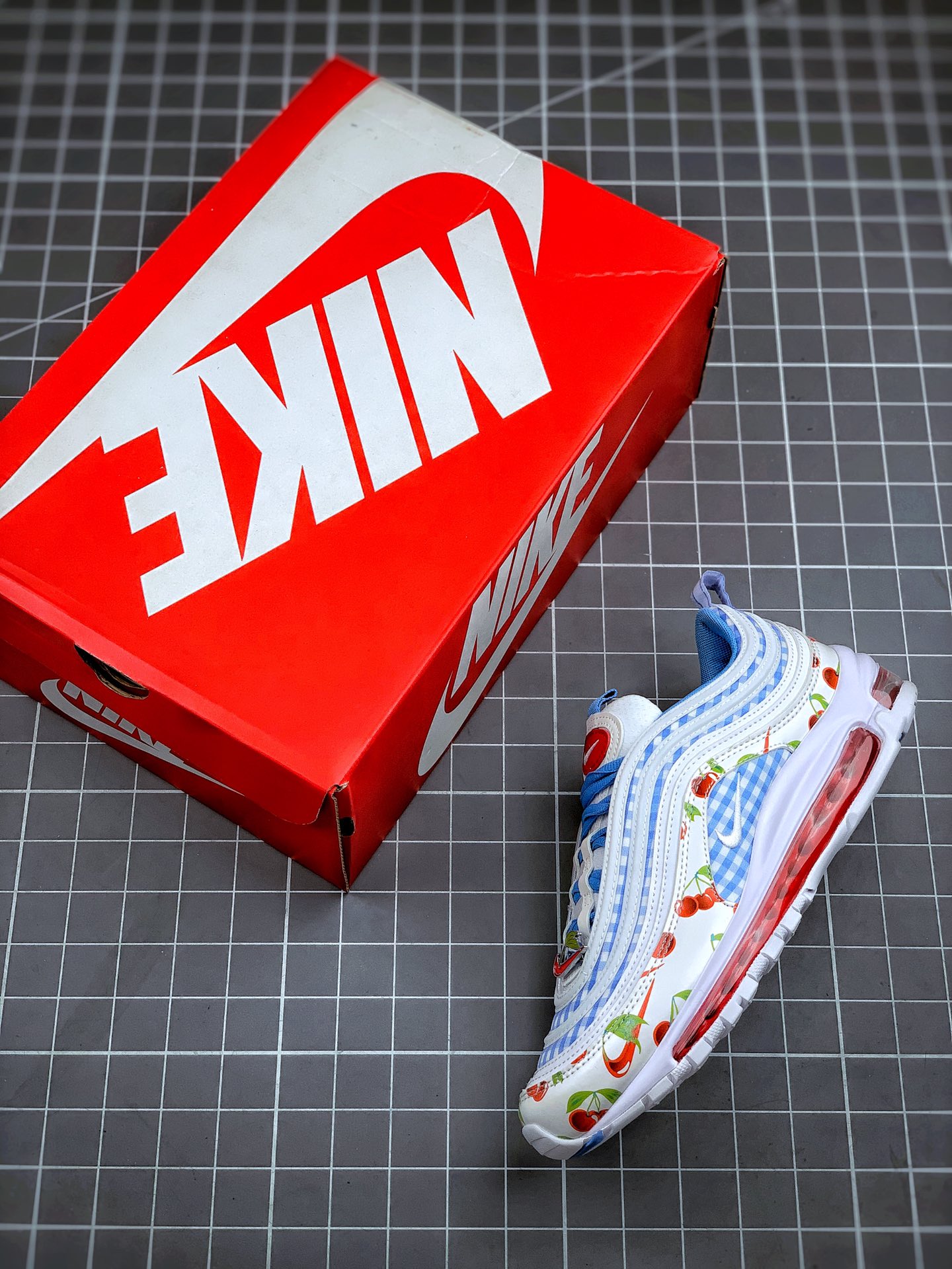 230 AIR MAX 97 樱桃格子蓝 3M CW5806-100