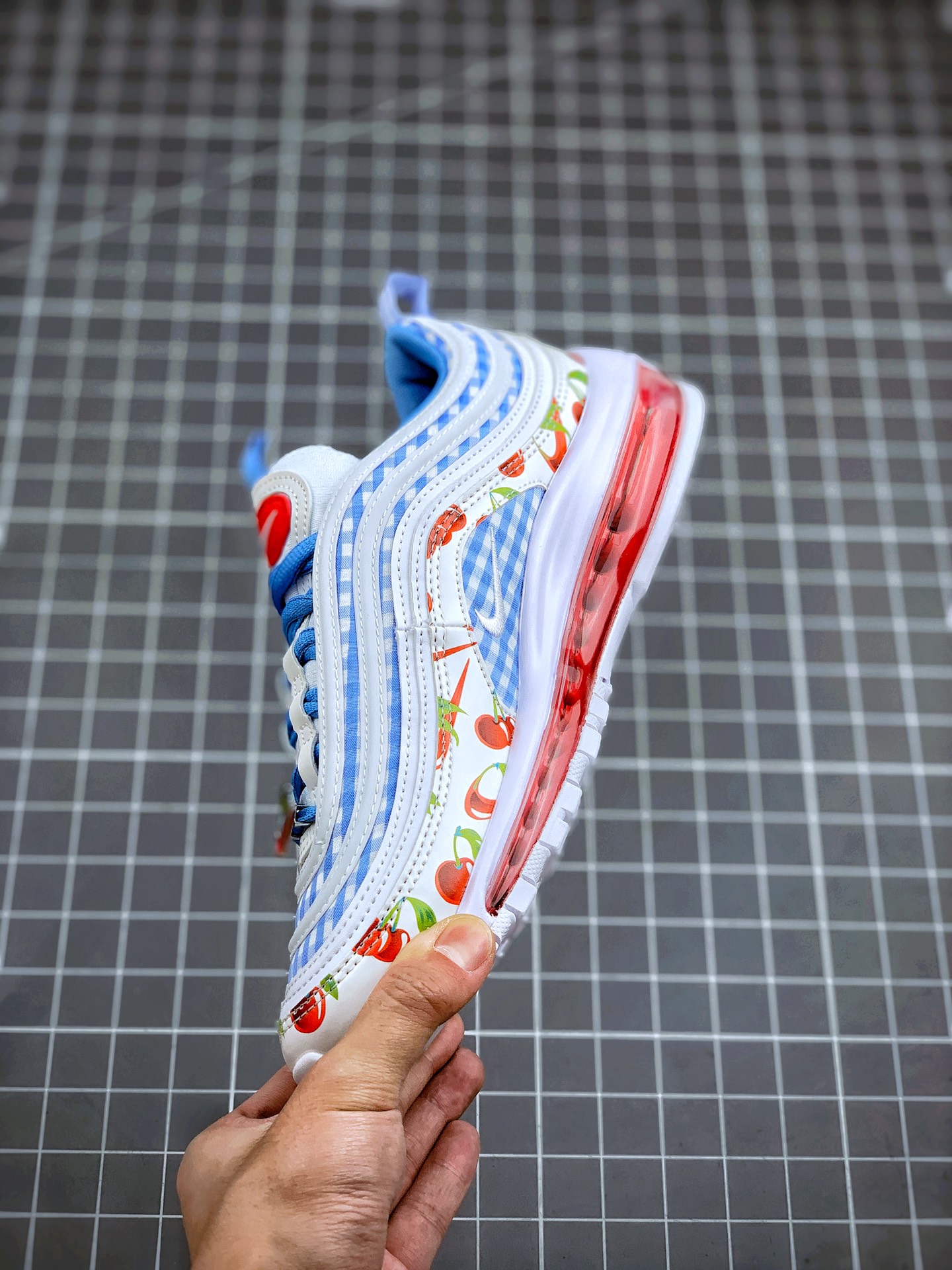 230 AIR MAX 97 樱桃格子蓝 3M CW5806-100