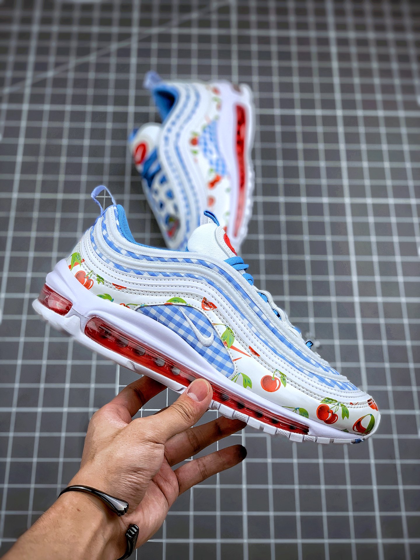 230 AIR MAX 97 樱桃格子蓝 3M CW5806-100