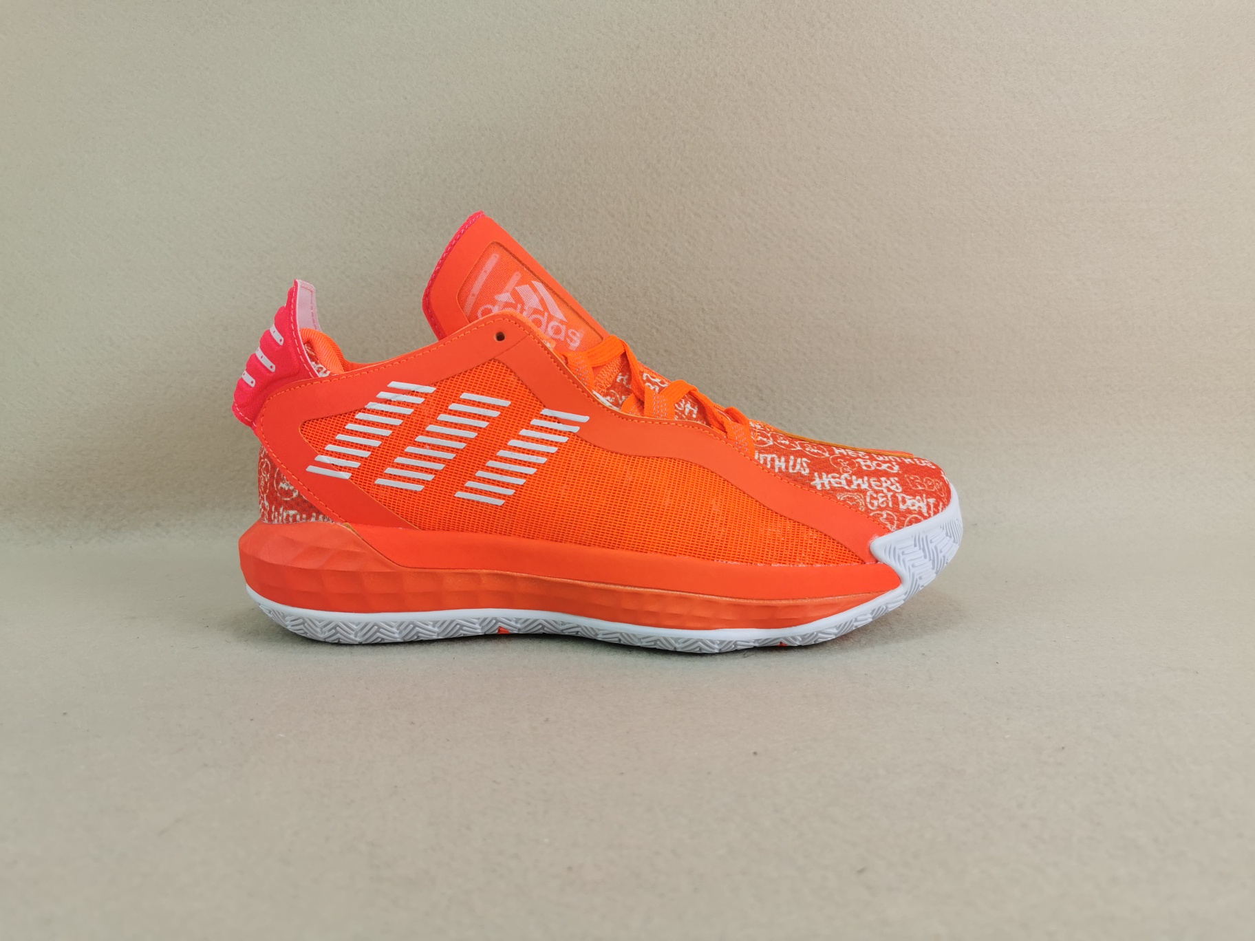 90160 97新款阿迪达斯 adidas dame 6 利拉德6代男子实战篮球鞋