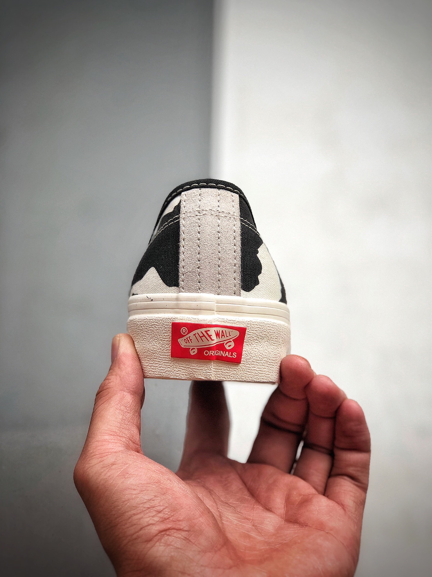 150 VANS VAULT OG Authentic 奶牛配色