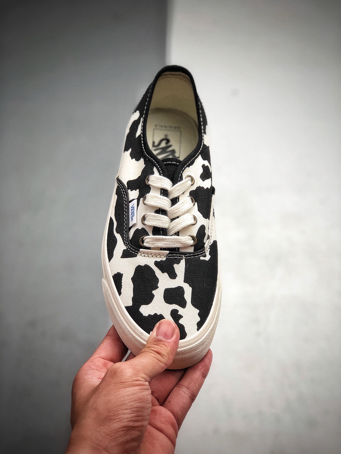 150 VANS VAULT OG Authentic 奶牛配色