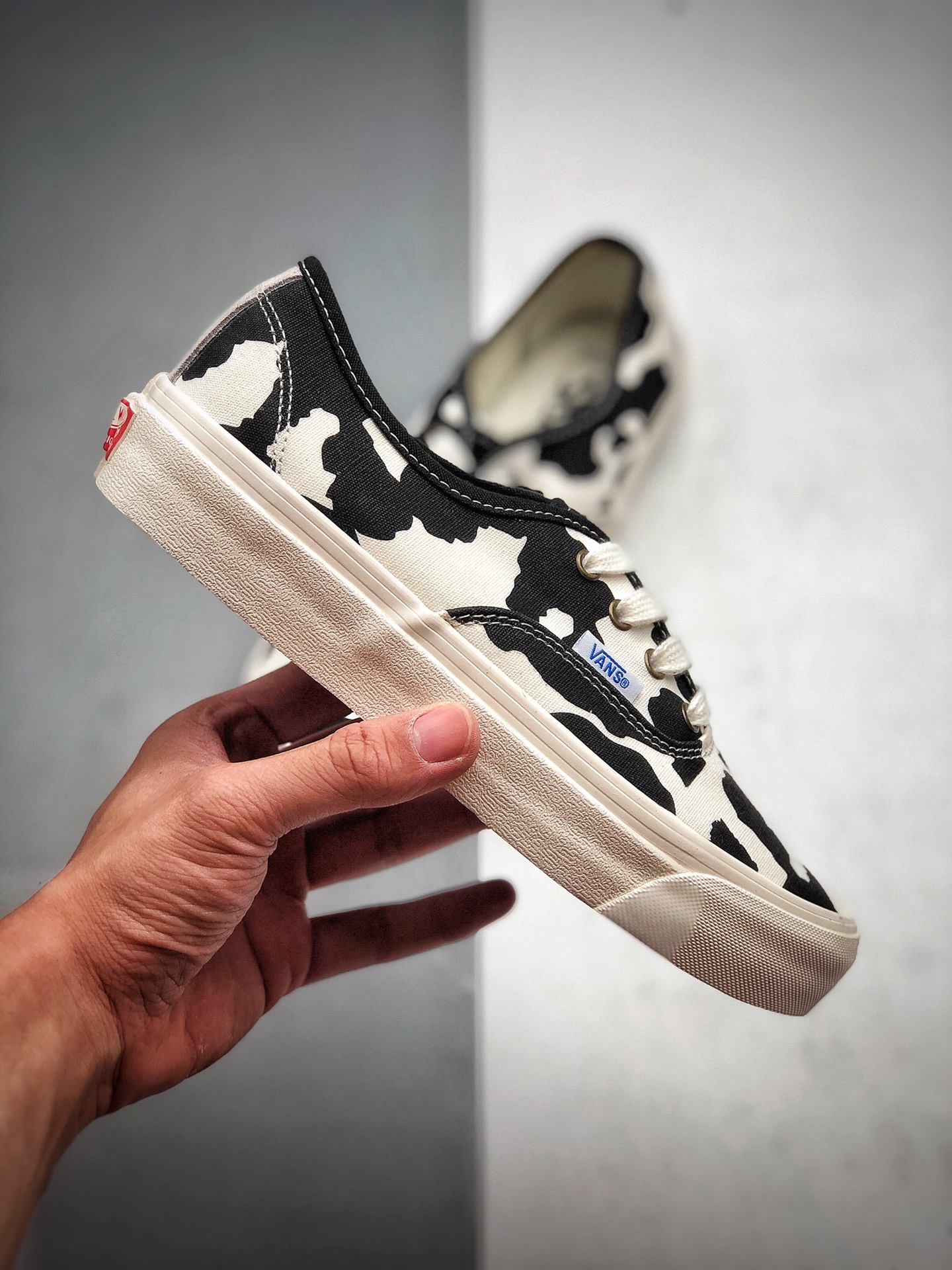 150 VANS VAULT OG Authentic 奶牛配色