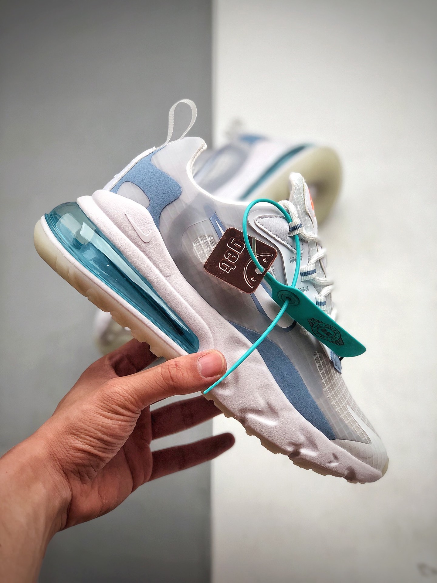 210 公司级Nike Max 270 网面透气半掌气垫跑步鞋  货号：CT1265-100