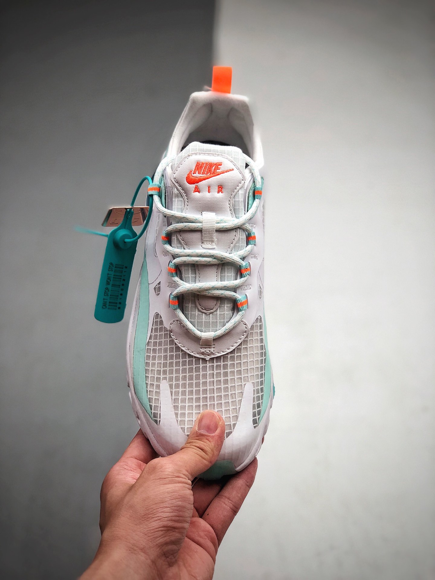 210 公司级Nike Max 270 网面透气半掌气垫跑步鞋  货号：CJ0620-100