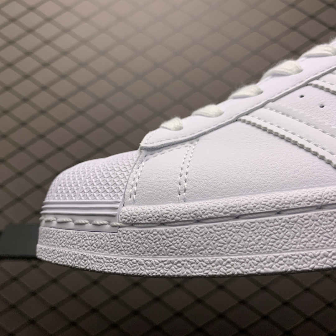 190 Adidas  Superstar 贝壳头休闲运动板鞋 FX4280