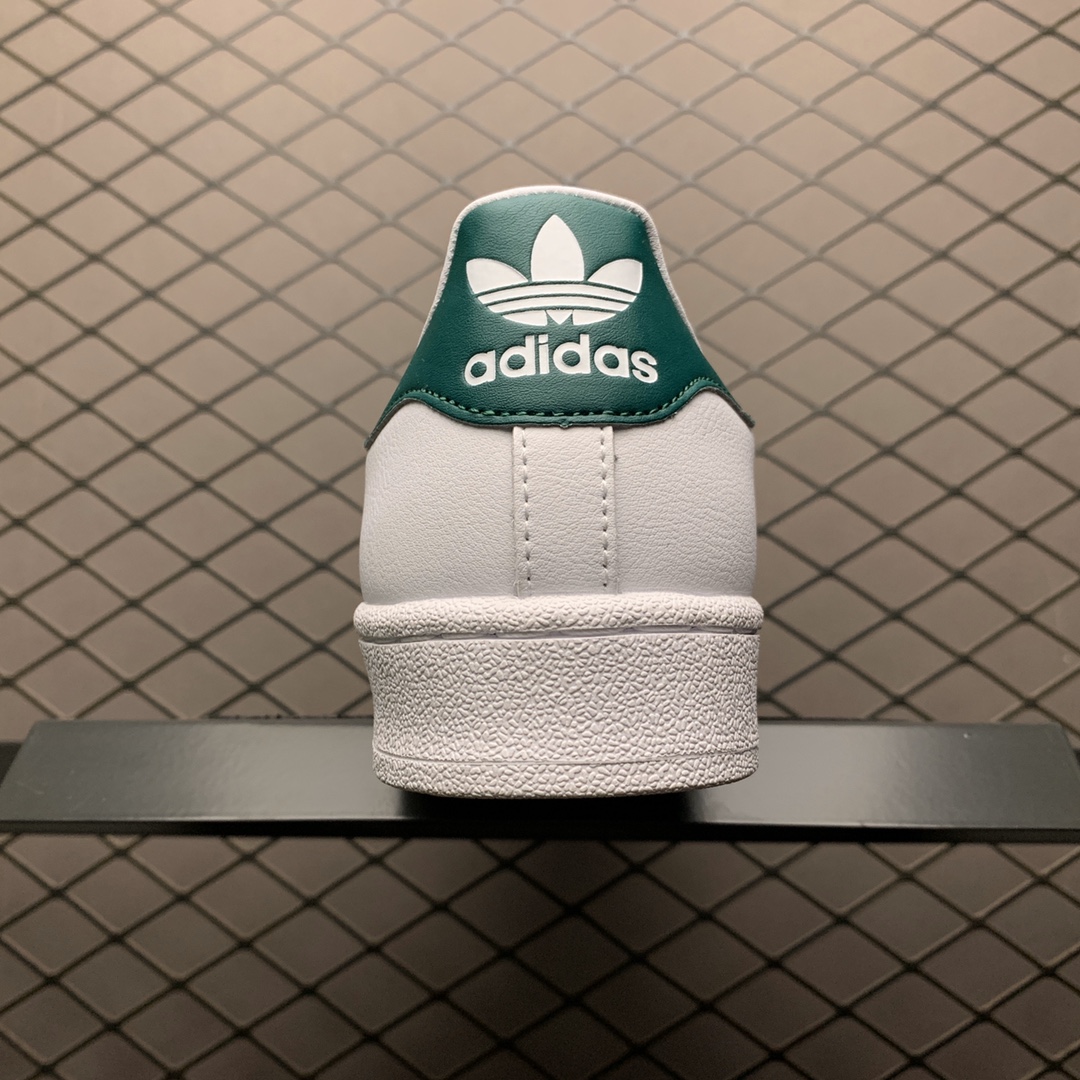 190 Adidas 阿迪达斯 Superstar 贝壳头休闲运动板鞋 FX4279