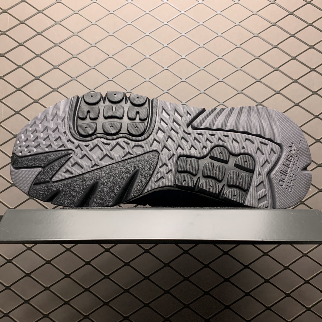 210 Adidas 阿迪达斯 Nite Jogger Boost 夜行者真爆大底复古跑鞋 EE5872