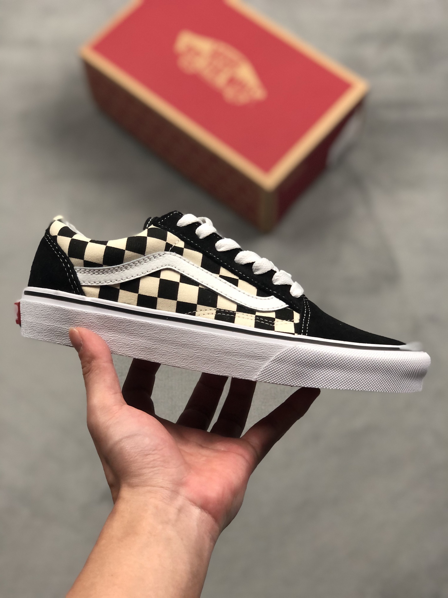 公司级 140 VANS COMFYCUSH OLD SKOOL万斯 OLD SKOOL 系列经典板鞋